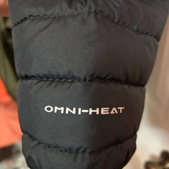 Columbia Women's Black Quilted Puffer Jacket, Size L pre owned - Picture 3 of 15